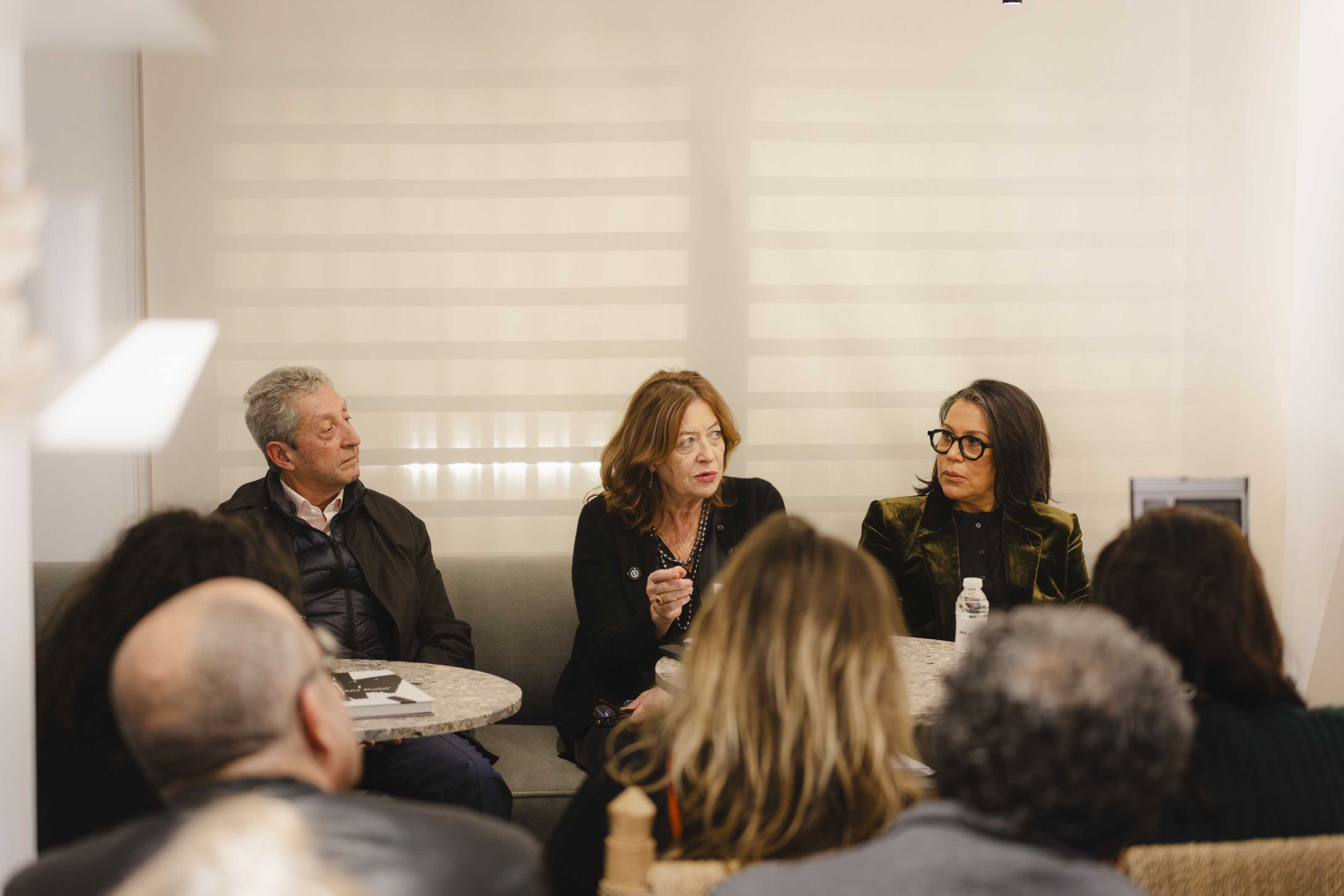 D'un trait intime (Of an Intimate Mark) - Conversation, book signing and exhibition opening